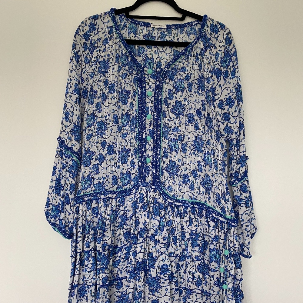 Blue and White really comfortable dress